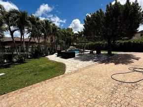 15465 SW 117th St, Miami FL 33196