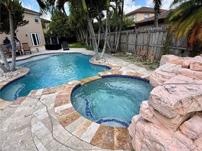 15465 SW 117th St, Miami FL 33196