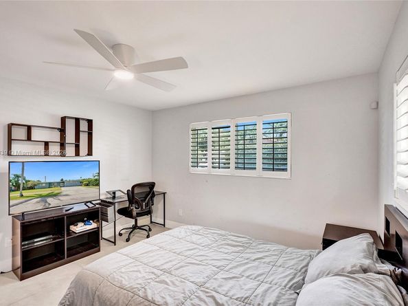 1940 NE 185th Ter, North Miami Beach FL 33179