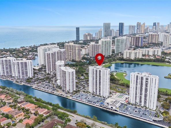 3675 N Country Club Dr 1501, Aventura FL 33180