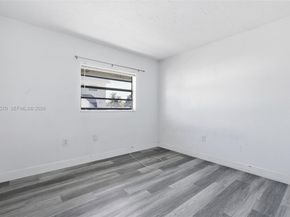 1542 NW 35th St, Miami FL 33142