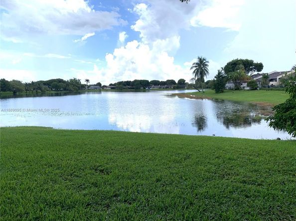 4904 SW 139th Ct, Miami FL 33175