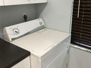 4904 SW 139th Ct, Miami FL 33175