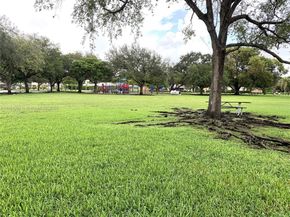 4904 SW 139th Ct, Miami FL 33175