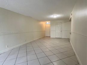 210 Lake Pointe Dr 107, Oakland Park FL 33309