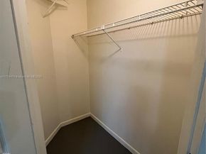 210 Lake Pointe Dr 107, Oakland Park FL 33309