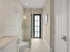 2512 SE 9th St, Pompano Beach FL 33062