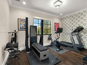 2512 SE 9th St, Pompano Beach FL 33062