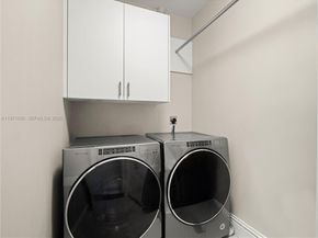 2512 SE 9th St, Pompano Beach FL 33062