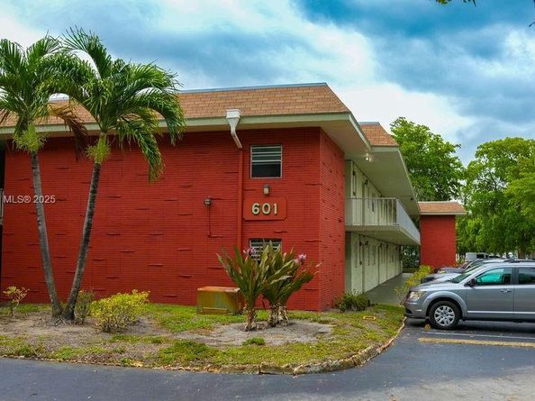 601 S State Road 7 2H, Margate FL 33068