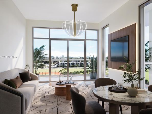 218 SE 7th St 414, Hallandale Beach FL 33009