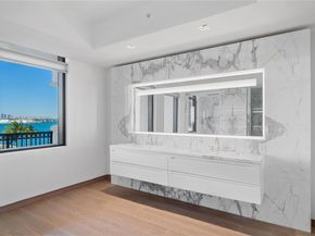 7043 Fisher Island Dr 7043, Miami Beach FL 33109