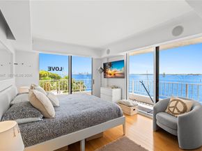 200 SE 15th Rd 5D, Miami FL 33129