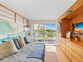 200 SE 15th Rd 5D, Miami FL 33129