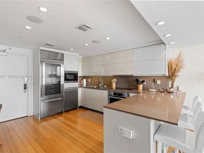 200 SE 15th Rd 5D, Miami FL 33129