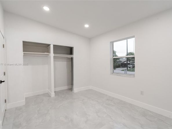 4041 NE 15th Ter, Pompano Beach FL 33064