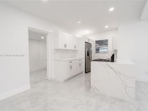 4041 NE 15th Ter, Pompano Beach FL 33064