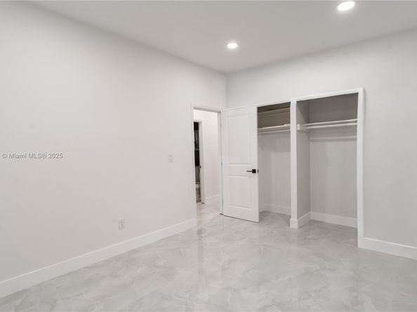 4041 NE 15th Ter, Pompano Beach FL 33064