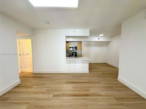 2564 Centergate Dr 208, Miramar FL 33025