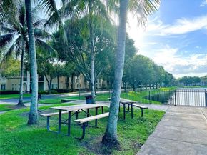 2564 Centergate Dr 208, Miramar FL 33025