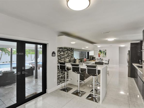 6201 SW 107th Ave, Miami FL 33173