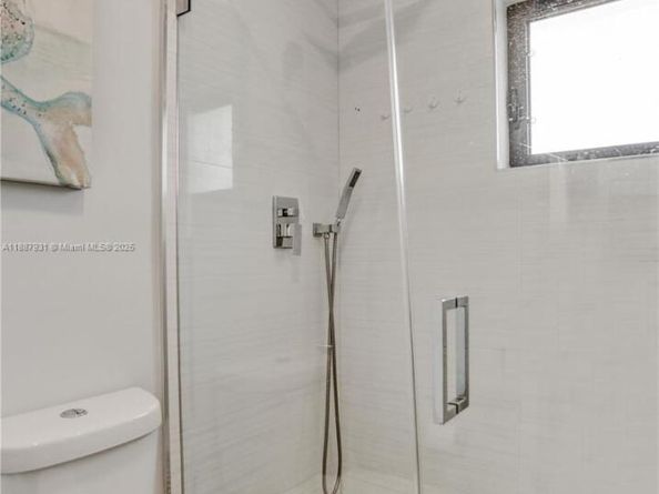6201 SW 107th Ave, Miami FL 33173