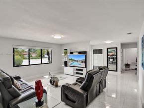 6201 SW 107th Ave, Miami FL 33173