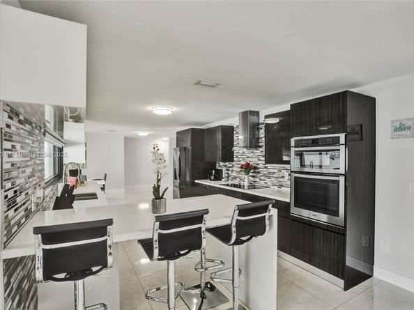 6201 SW 107th Ave, Miami FL 33173