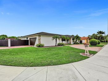 6201 SW 107th Ave
