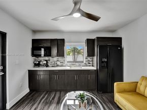 6201 SW 107th Ave, Miami FL 33173
