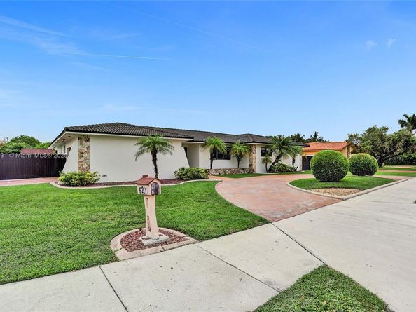 6201 SW 107th Ave, Miami FL 33173