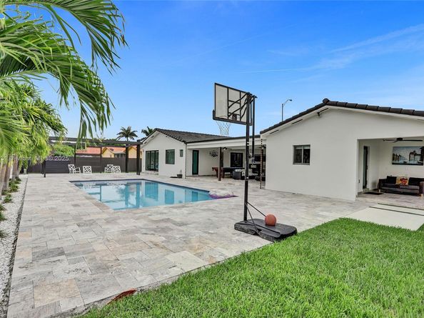 6201 SW 107th Ave, Miami FL 33173