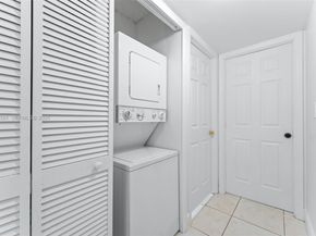 482 NW 165th St Rd A605, Miami FL 33169