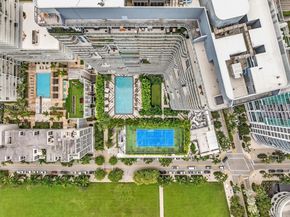 121 NE 34th St 2102, Miami FL 33137