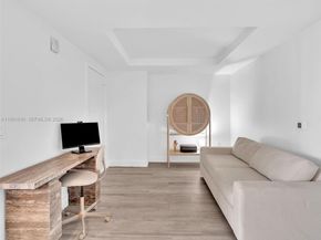 121 NE 34th St 2102, Miami FL 33137