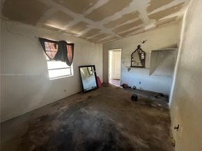 733 NW 27th Ave, Fort Lauderdale FL 33311