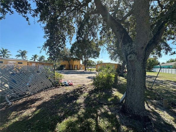 733 NW 27th Ave, Fort Lauderdale FL 33311
