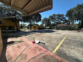 733 NW 27th Ave, Fort Lauderdale FL 33311