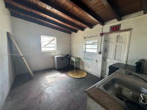 733 NW 27th Ave, Fort Lauderdale FL 33311