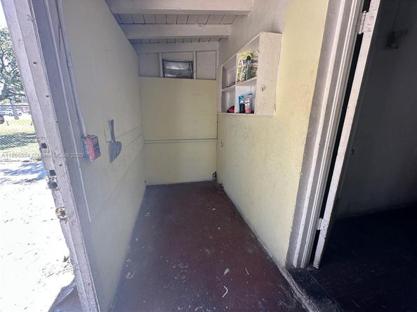 733 NW 27th Ave, Fort Lauderdale FL 33311