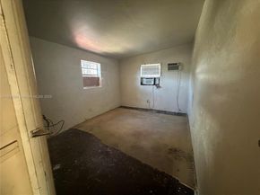 733 NW 27th Ave, Fort Lauderdale FL 33311