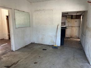 733 NW 27th Ave, Fort Lauderdale FL 33311