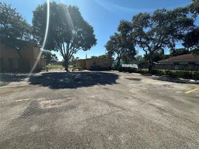 733 NW 27th Ave, Fort Lauderdale FL 33311