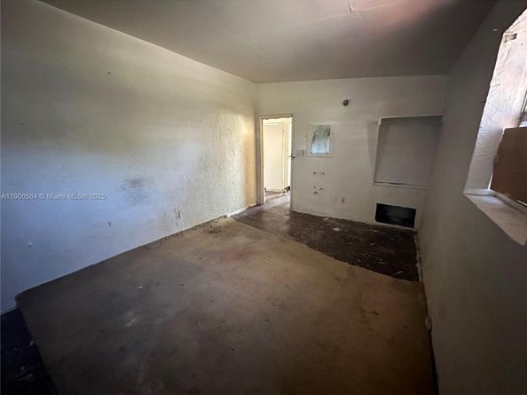 733 NW 27th Ave, Fort Lauderdale FL 33311