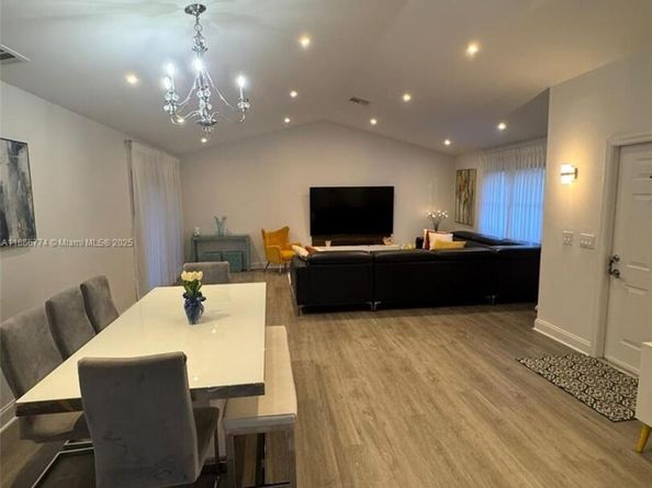 Undisclosed Address #A11866774, Boca Raton FL 33428