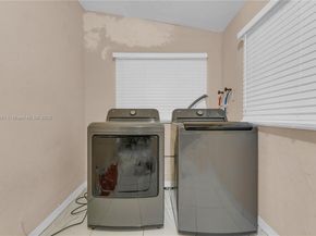 1478 NW 74th St, Miami FL 33147