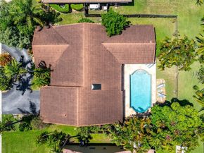 1180 NW 100th Way, Plantation FL 33322
