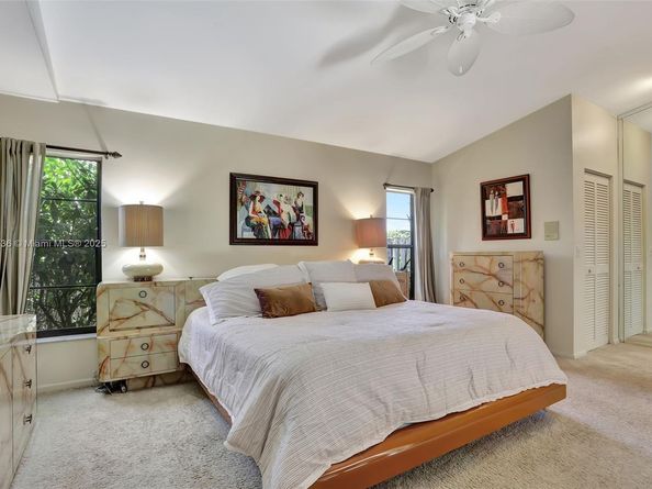 1180 NW 100th Way, Plantation FL 33322