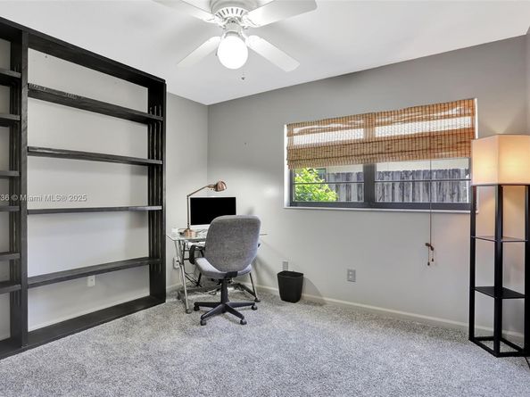 1180 NW 100th Way, Plantation FL 33322