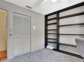 1180 NW 100th Way, Plantation FL 33322